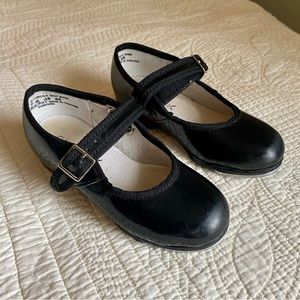 Capezio Buckled Black Mary Jane Tap Shoe Size 9 Toddler